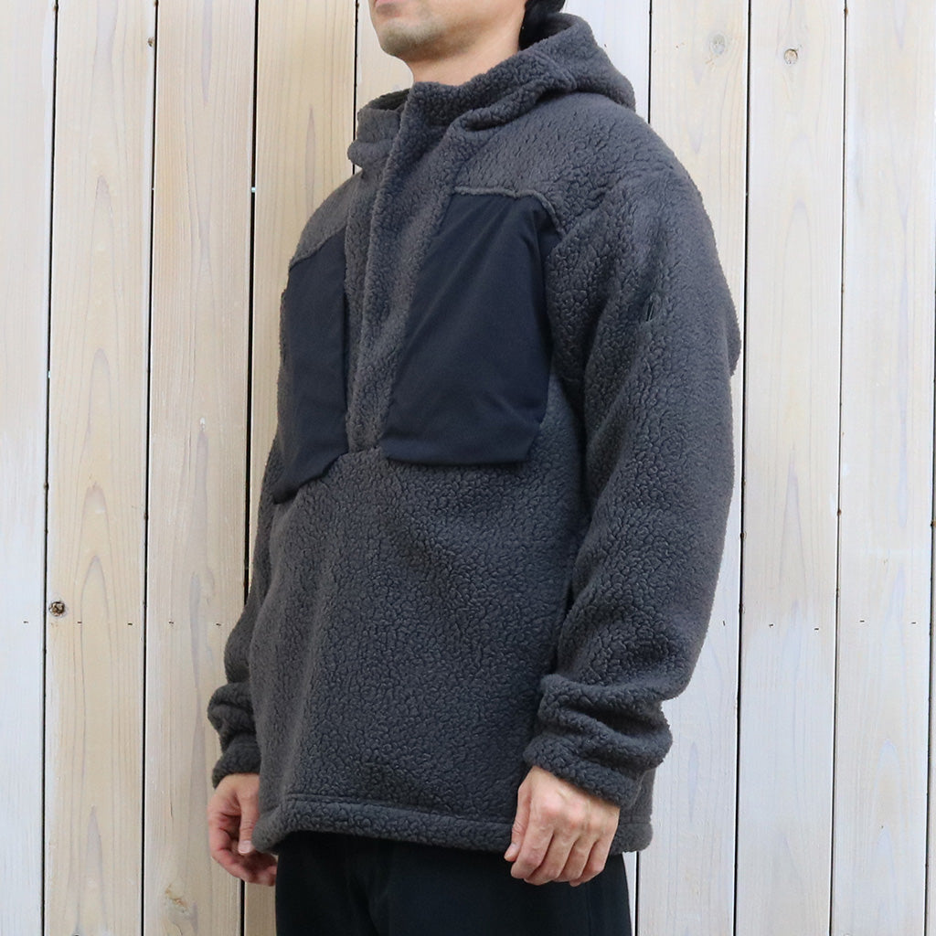 Tilak-Poutnik『SAGE PULLOVER』(Forgedlron(Charcoal))