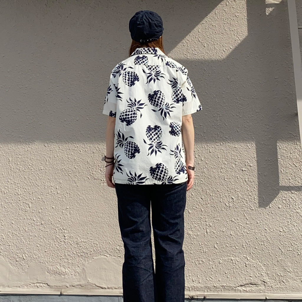 DUKE KAHANAMOKU『S/S COTTON HAWAIIAN SHIRT-DUKE’S PINEAPPLE』(OFF WHITE)