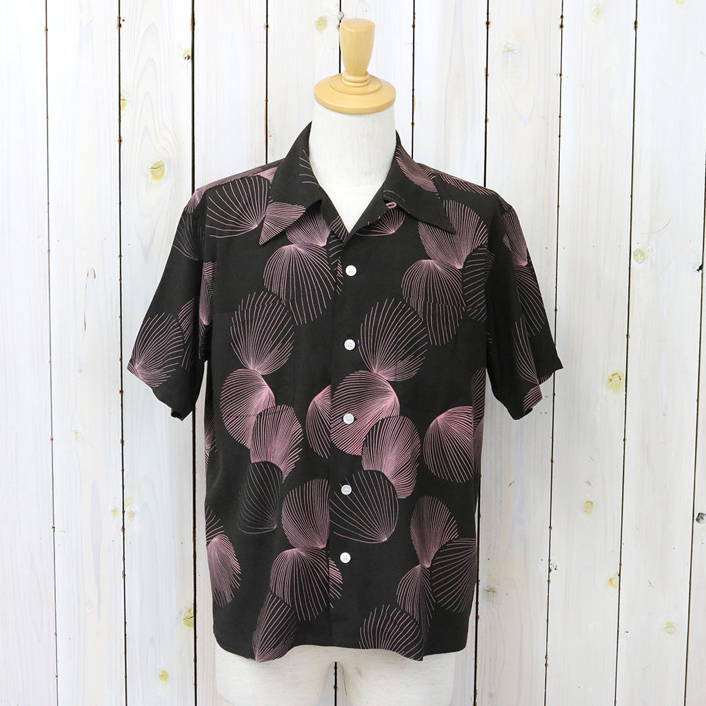 DUKE KAHANAMOKU『S/S RAYON HAWAIIAN SHIRT -DUKE’S SHELL』(BLACK)