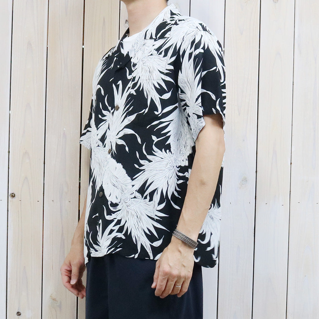 SUN SURF : S/S RAYON HAWAIIAN SHIRT -ISLAND PINEAPPLE (BLACK)