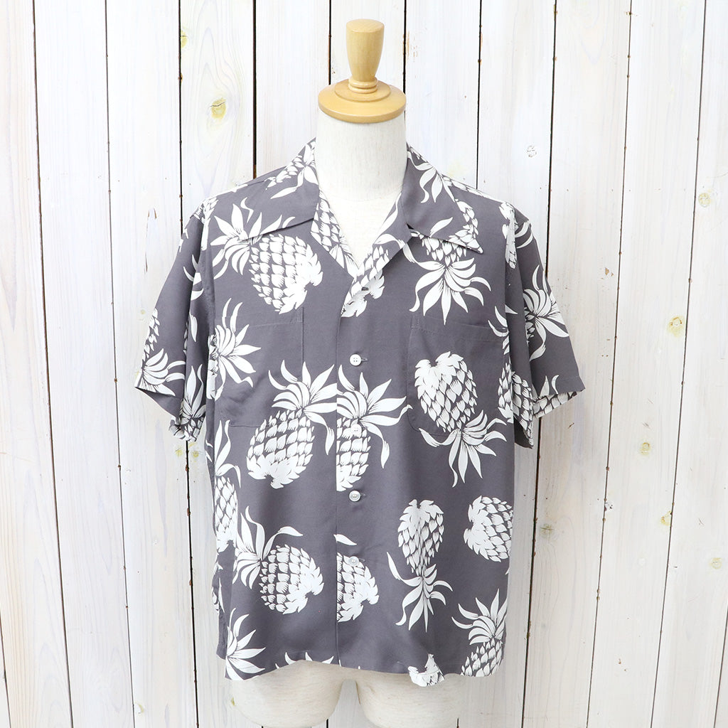 DUKE KAHANAMOKU : S/S RAYON HAWAIIAN SHIRT-DUKE’S PINEAPPLE (GRAY)