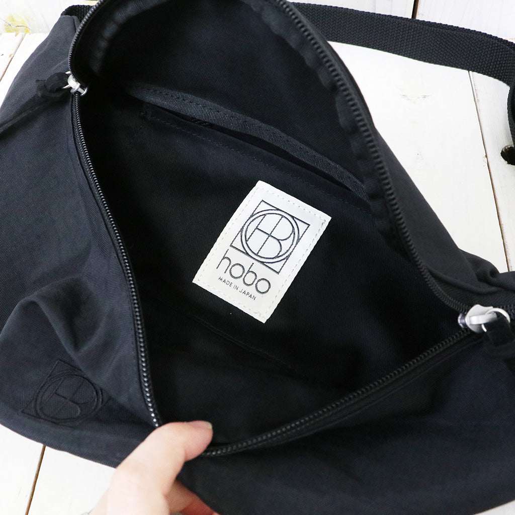 hobo『Waist Pouch Nylon Oxford』