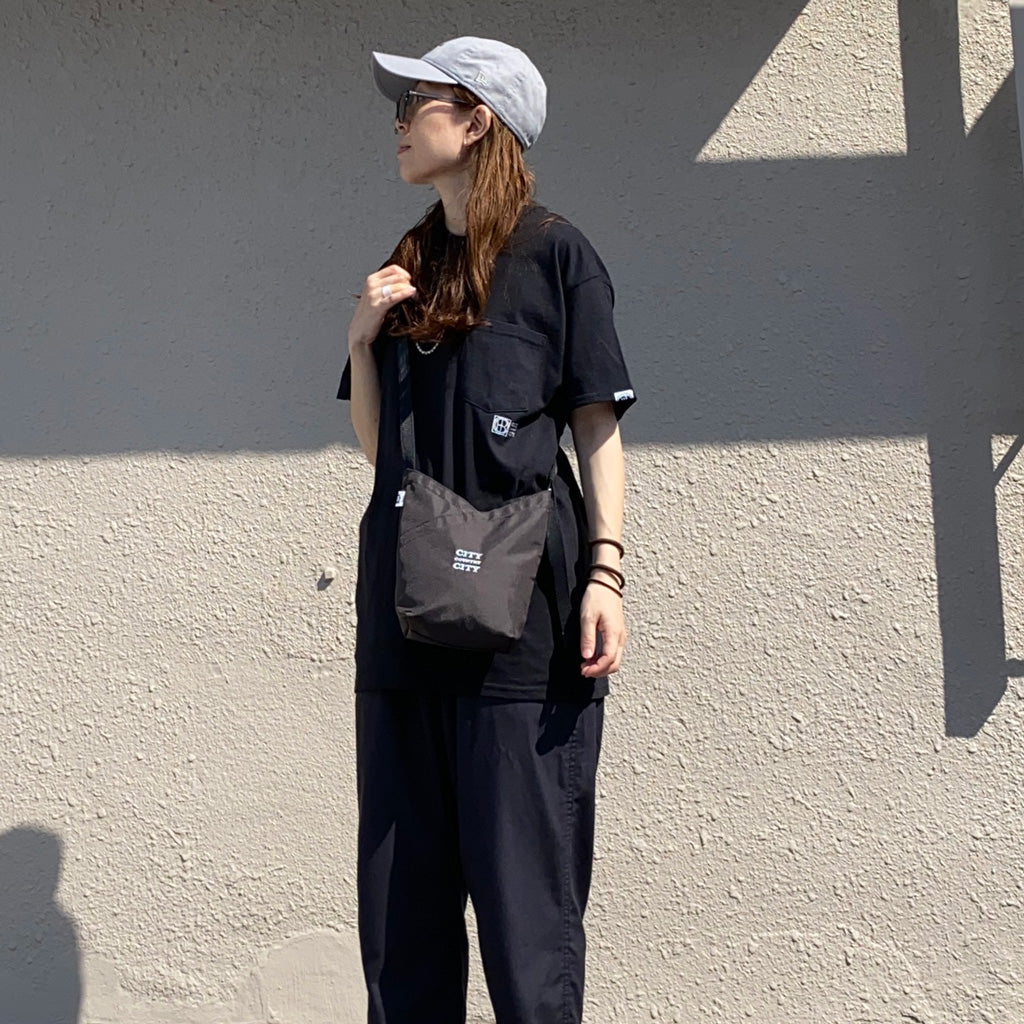 hobo『Azuma Shoulder Bag Nylon Oxford for CITY COUNTRY CITY』