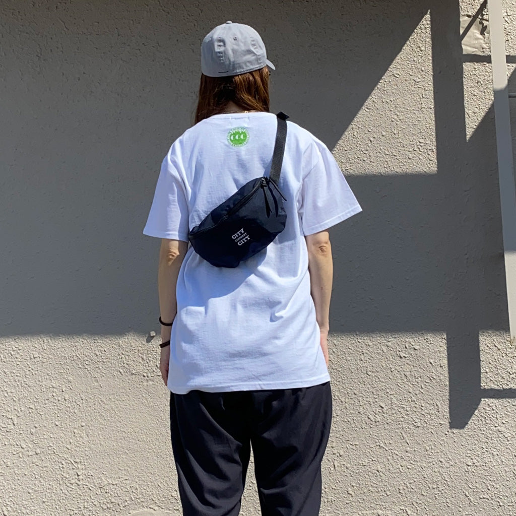 hobo『Everyday Waist Pouch Nylon Oxford for CITY COUNTRY CITY』