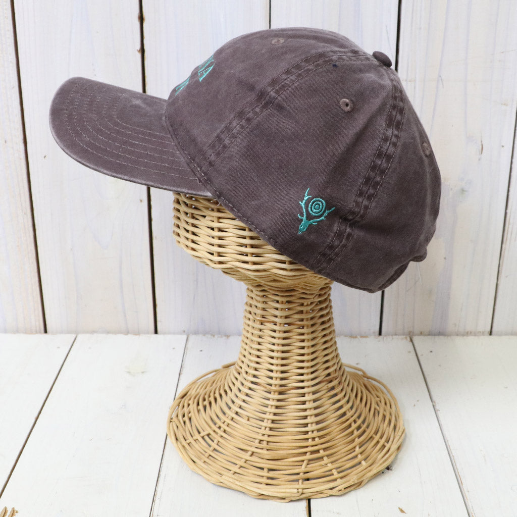 SOUTH2 WEST8 : Strap Back Cap-FESTINA LENTE