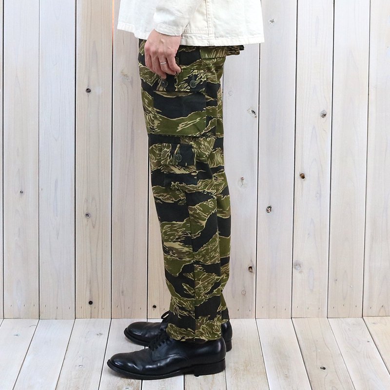 The REAL McCOY’S『TIGER CAMOUFLAGE TROUSERS/JOHN WAYNE』