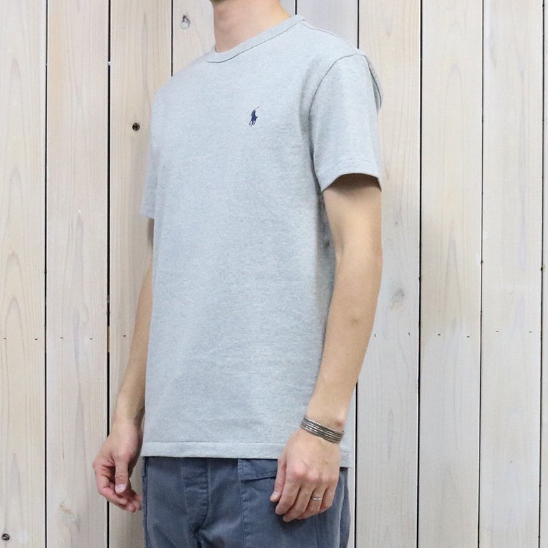 POLO RALPH LAUREN『クラシックフィット クルーネック Tシャツ』(GRAY)