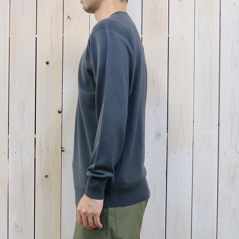 JOHN SMEDLEY『A4543(長袖クルーネック)』(SLATE GREY)