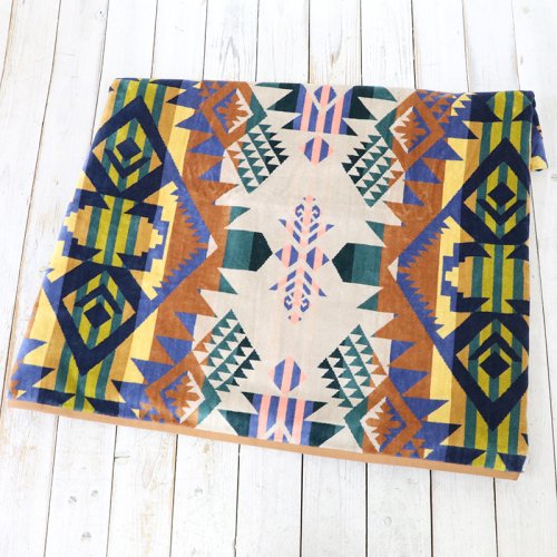 PENDLETON『JACQUARD TOWEL OVER SIZE』(Journey West)