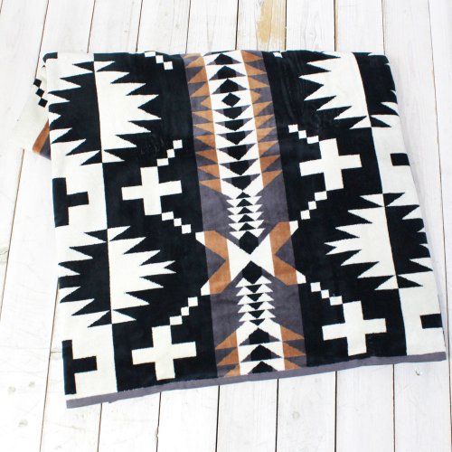 PENDLETON『JACQUARD TOWEL OVER SIZE』(Spider Rock)