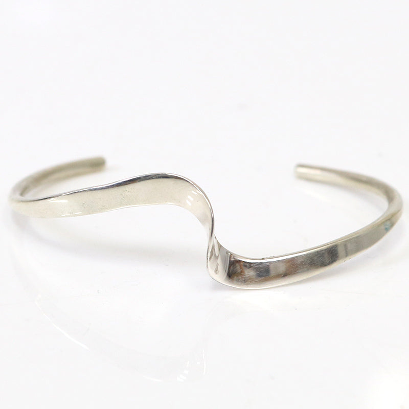 Indian Jewelry : Navajo Elaine Tahe Bangle