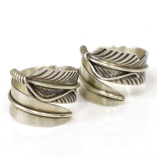 Indian Jewelry : Navajo Chris Charley Feather Ring Type-A