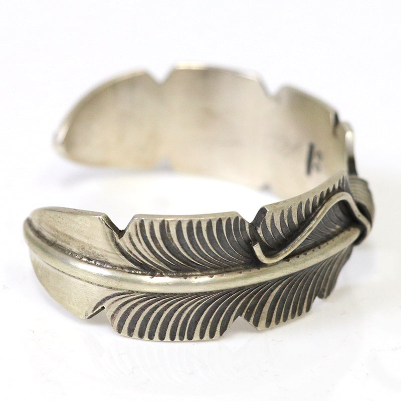Indian Jewelry『Navajo Chris Charlie Feather Bangle Type-B』
