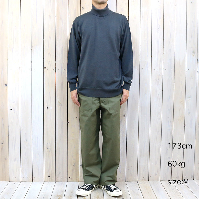JOHN SMEDLEY『A4544(長袖タートルネック)』(SLATE GREY)