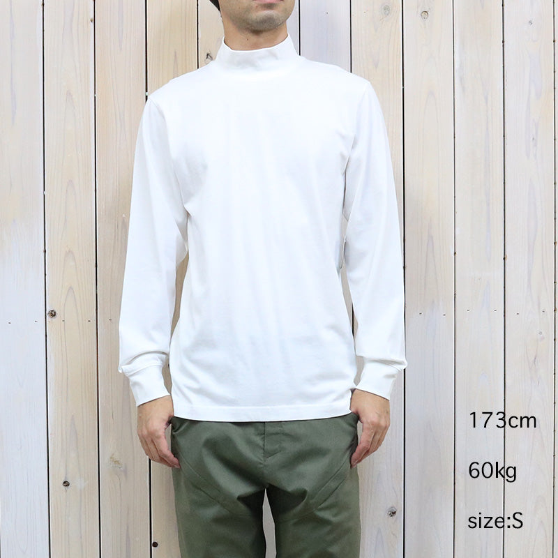 L.L.Bean『Carefree Unshrinkable Mockneck』