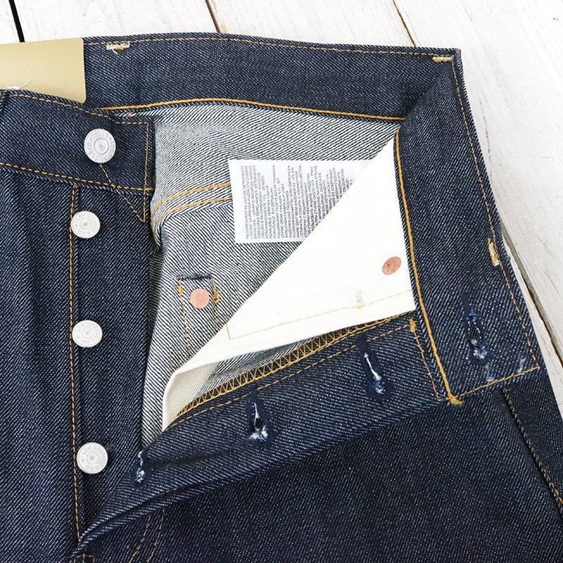 LEVI'S VINTAGE CLOTHING : 1947 501 JEANS (Rigid)
