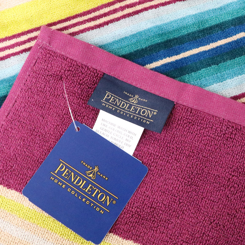 PENDLETON : JACQUARD TOWEL OVER SIZE (Serape Magenta)