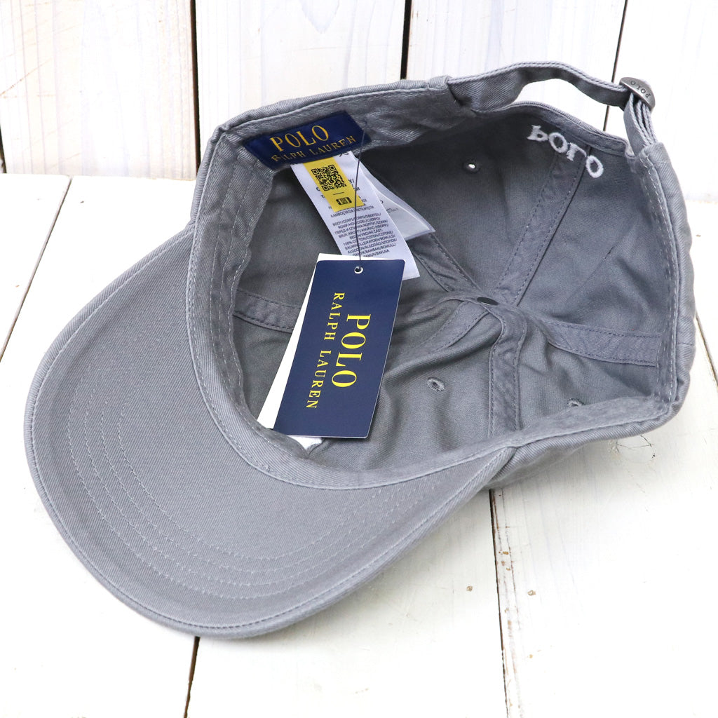 POLO RALPH LAUREN『コットン チノ ベースボール キャップ』(PERFECT GREY/WHITE)