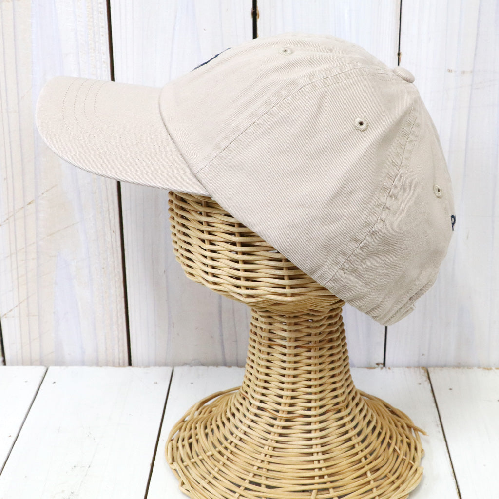 POLO RALPH LAUREN『コットン チノ ベースボール キャップ』(LUXURY TAN/NAVY)