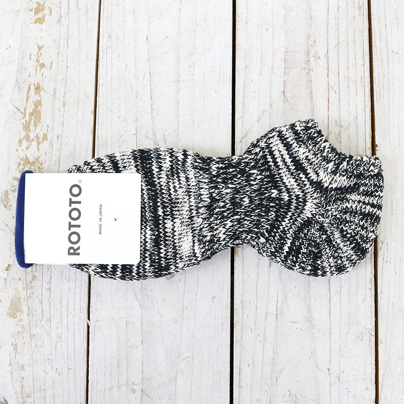 ROTOTO『LOW GAUGE SLUB SOCKS SHORT』
